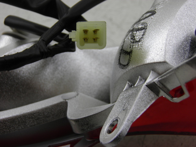 photo de RÜCKLICHT RECHTS HONDA FES S-WING SWING ABS 125 (2007 - 2015)