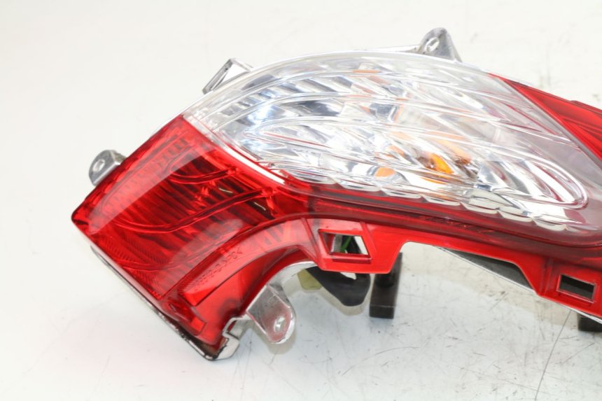 photo de RÜCKLICHT RECHTS HONDA FES S-WING SWING ABS 125 (2007 - 2015)