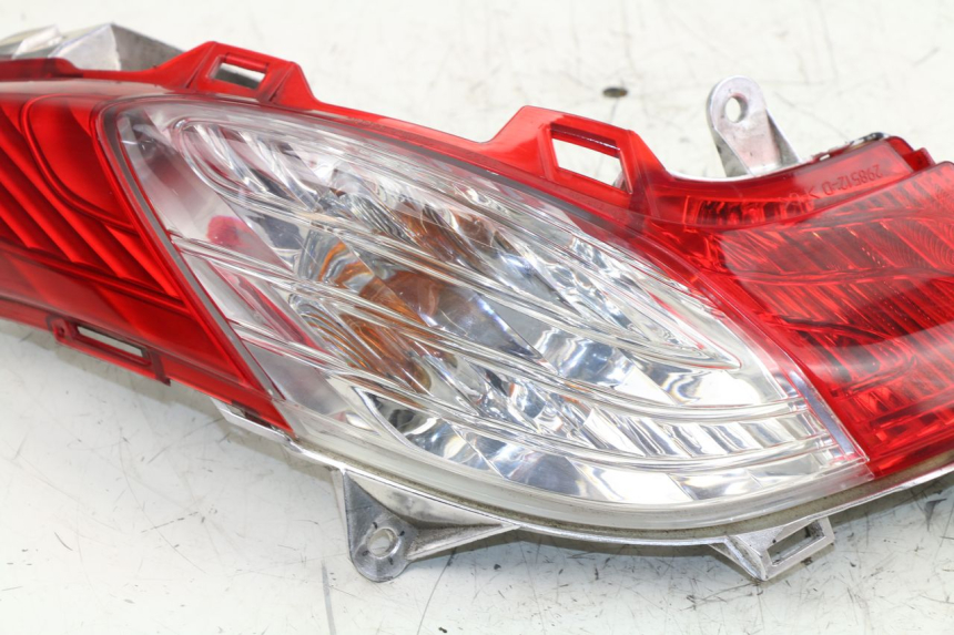 photo de RÜCKLICHT RECHTS HONDA FES S-WING SWING ABS 125 (2007 - 2015)