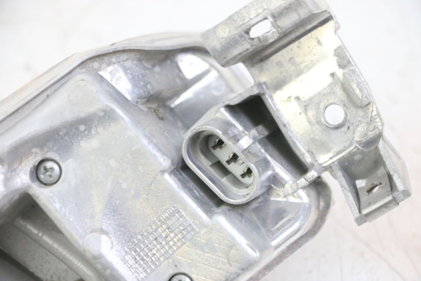 photo de RÜCKLICHT RECHTS PIAGGIO IE MP3 YOURBAN 300 (2011 - 2016)