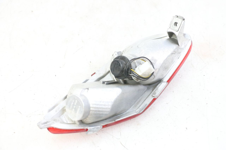 photo de RÜCKLICHT RECHTS PIAGGIO MP3 LT 300 (2010 - 2016)