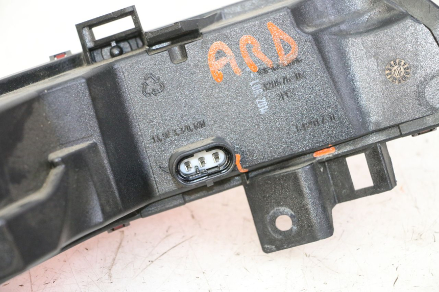 photo de RECHTES RÜCKLICHT PIAGGIO MP3 500 (2014 - 2016)