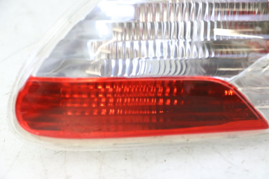 photo de RÜCKLICHT RECHTS PIAGGIO MP3 RL 250 (2007 - 2010)