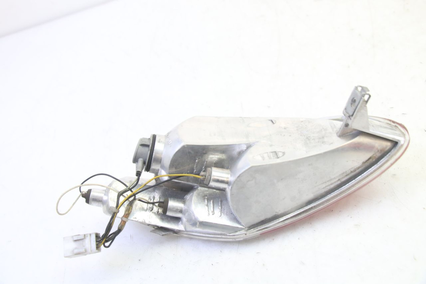 photo de RÜCKLICHT RECHTS PIAGGIO MP3 125 (2006 - 2014)