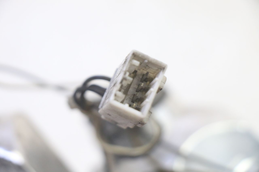 photo de RÜCKLICHT RECHTS PIAGGIO MP3 RL 250 (2007 - 2010)