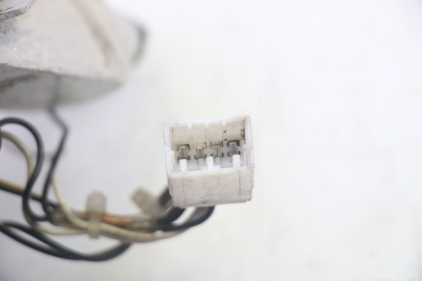 photo de RÜCKLICHT RECHTS PIAGGIO MP3 125 (2006 - 2014)