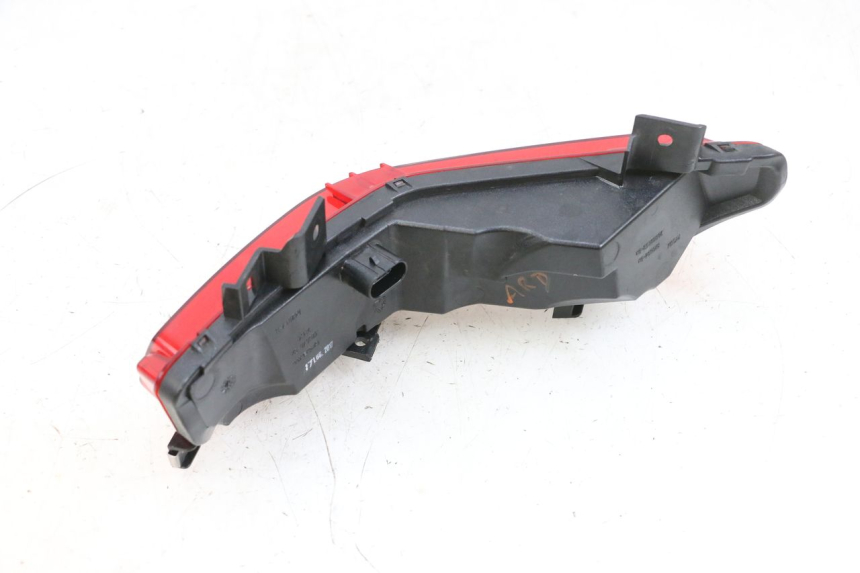 photo de RÜCKLICHT RECHTS PIAGGIO MP3 500 (2016 - 2018) - Gesamtansicht des Produkts