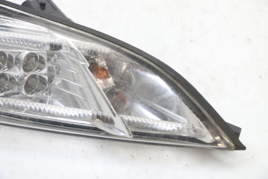 photo de RÜCKLICHT RECHTS PEUGEOT SATELIS 125 (2013 - 2018)