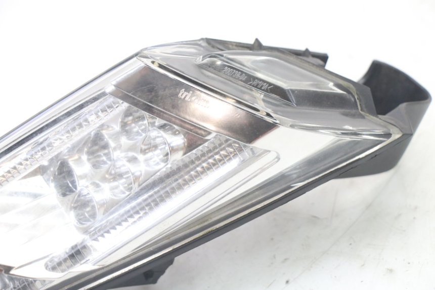 photo de RÜCKLICHT RECHTS PEUGEOT SATELIS 125 (2013 - 2018)