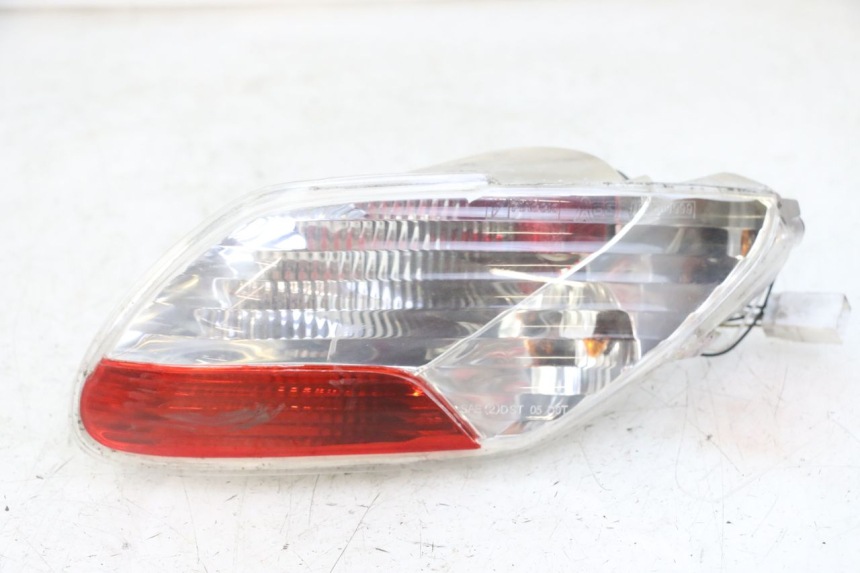 photo de RÜCKLICHT RECHTS PIAGGIO MP3 125 (2006 - 2014)