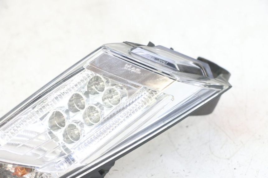 photo de RÜCKLICHT RECHTS PEUGEOT SATELIS 125 (2013 - 2018)