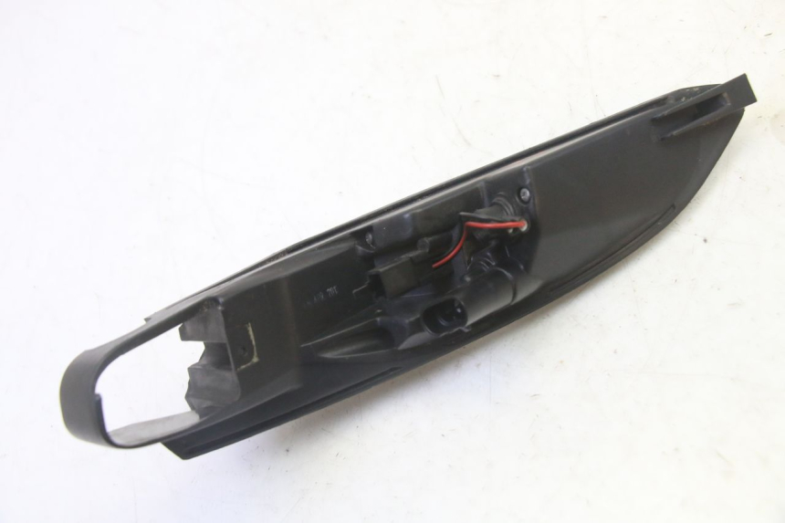 photo de RÜCKLICHT RECHTS PEUGEOT SATELIS 125 (2013 - 2018)