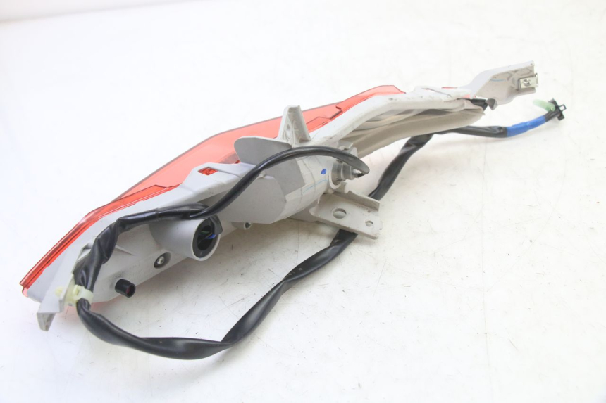 photo de RÜCKLICHT RECHTS YAMAHA XMAX X-MAX 125 (2021 - 2025)