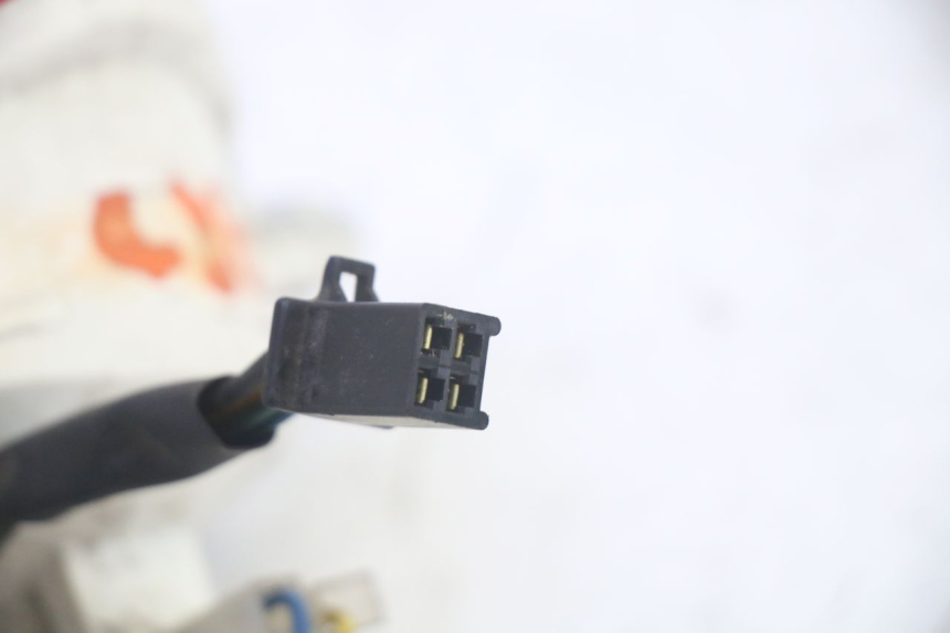 photo de RÜCKLICHT RECHTS YAMAHA YP MAJESTY 125 (2002 - 2006) - Gesamtansicht des Produkts