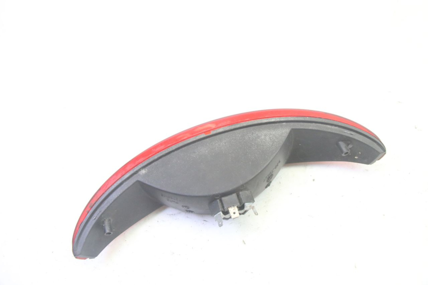 photo de RÜCKLICHT PEUGEOT ELYSEO 125 (1999 - 2004) - Zoom auf Gebrauchszustand