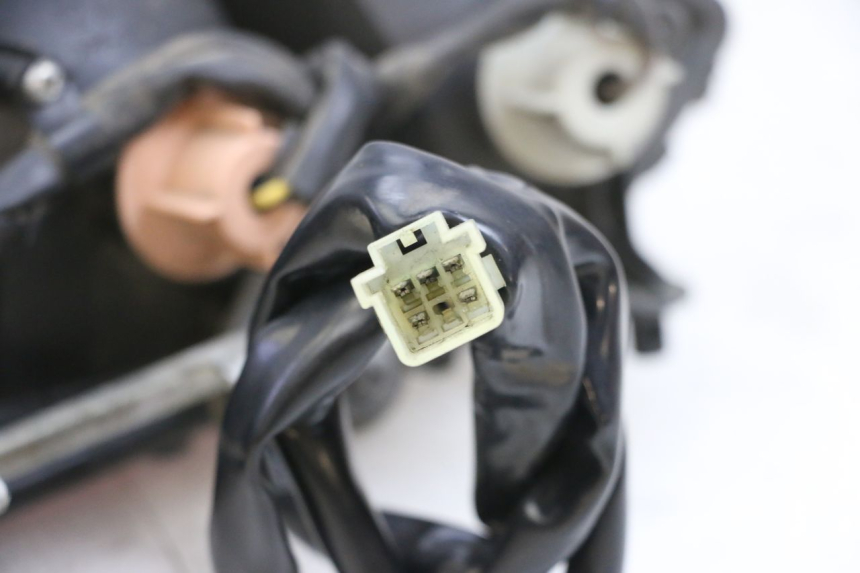 photo de RÜCKLICHT YAMAHA FJR ABS 1300 (2006 - 2012) - Technische Nahaufnahme