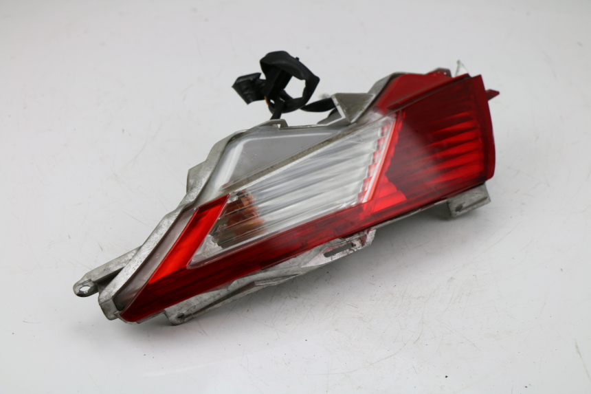 photo de RÜCKLICHT LINKS HONDA FES PANTHEON 125 (2003 - 2007)