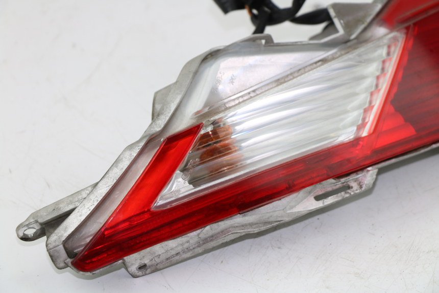 photo de RÜCKLICHT LINKS HONDA FES PANTHEON 125 (2003 - 2007)