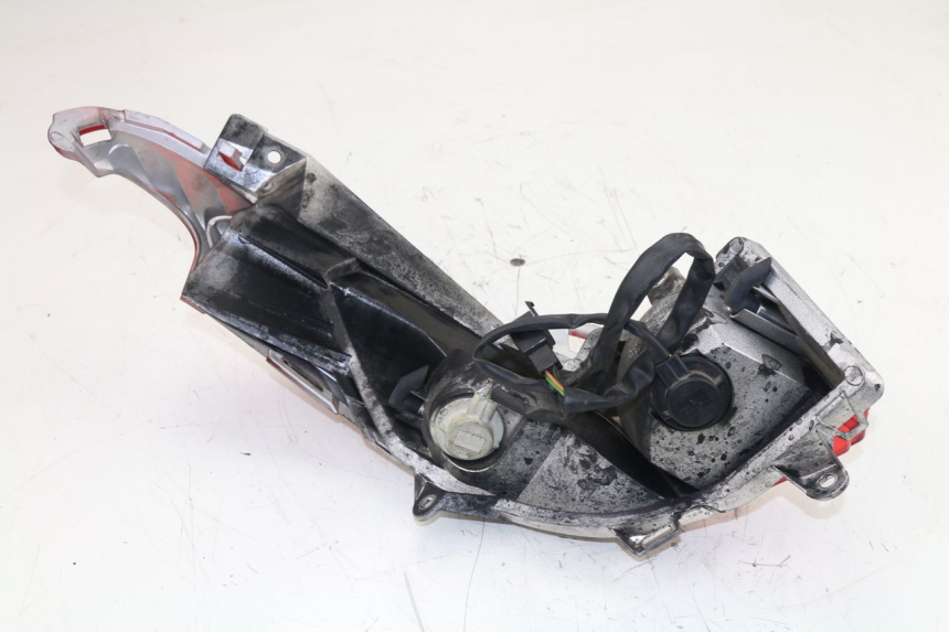 photo de RÜCKLICHT LINKS HONDA FES S-WING SWING 125 (2007 - 2015)