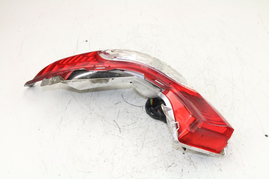 photo de RÜCKLICHT LINKS HONDA FES S-WING SWING 125 (2007 - 2015)