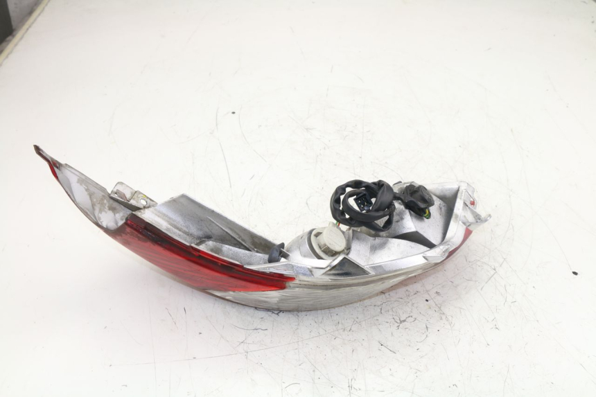 photo de RÜCKLICHT LINKS HONDA FES S-WING SWING 125 (2007 - 2015)