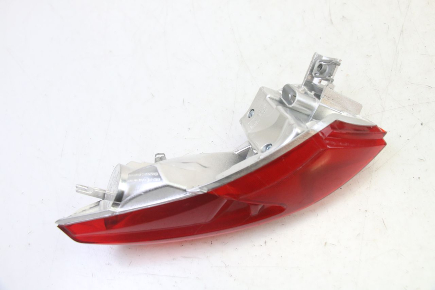 photo de RÜCKLICHT LINKS PIAGGIO MP3 HPE 310 (2024 - 2025)