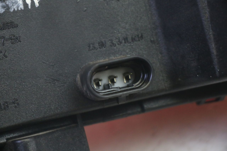 photo de RÜCKLICHT LINKS PIAGGIO MP3 HPE 350 (2018 - 2020) - Gesamtansicht des Produkts