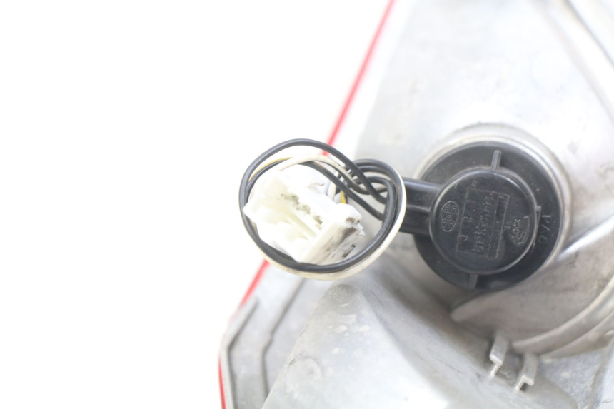 photo de LINKES RÜCKLICHT PIAGGIO MP3 500 (2011 - 2015)