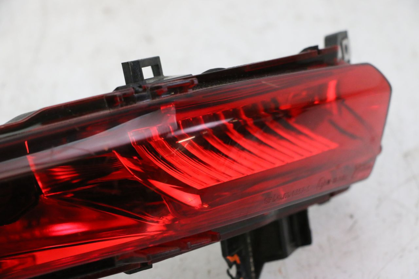 photo de RÜCKLICHT LINKS PIAGGIO MP3 500 (2014 - 2016)