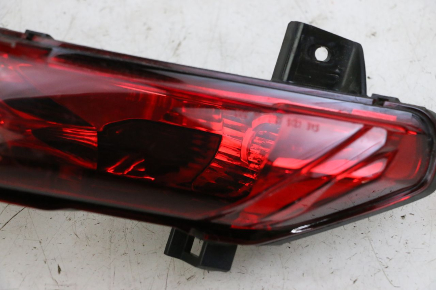 photo de RÜCKLICHT LINKS PIAGGIO MP3 500 (2014 - 2016)