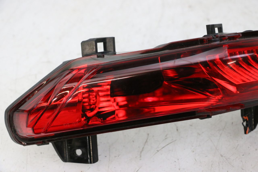 photo de RÜCKLICHT LINKS PIAGGIO MP3 500 (2014 - 2016)