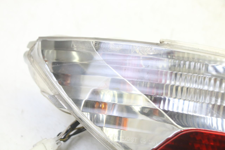 photo de RÜCKLICHT LINKS PIAGGIO MP3 125 (2006 - 2014)
