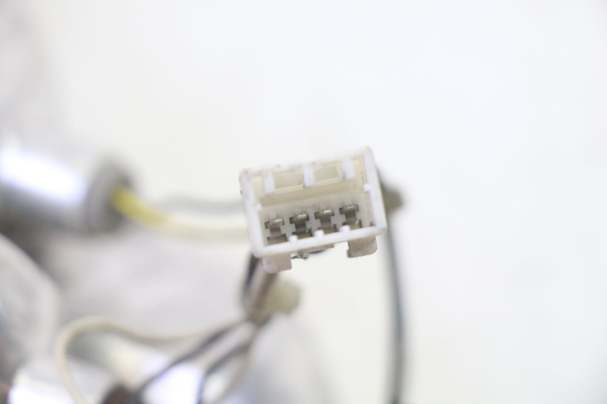 photo de RÜCKLICHT LINKS PIAGGIO MP3 125 (2006 - 2014)