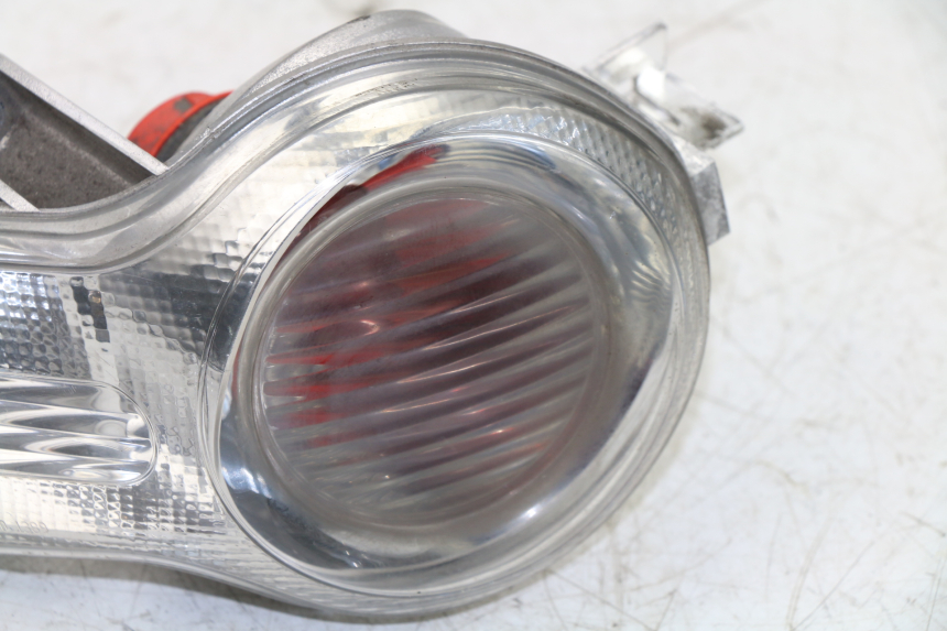 photo de RÜCKLICHT LINKS PIAGGIO CARNABY 125 (2007 - 2011)