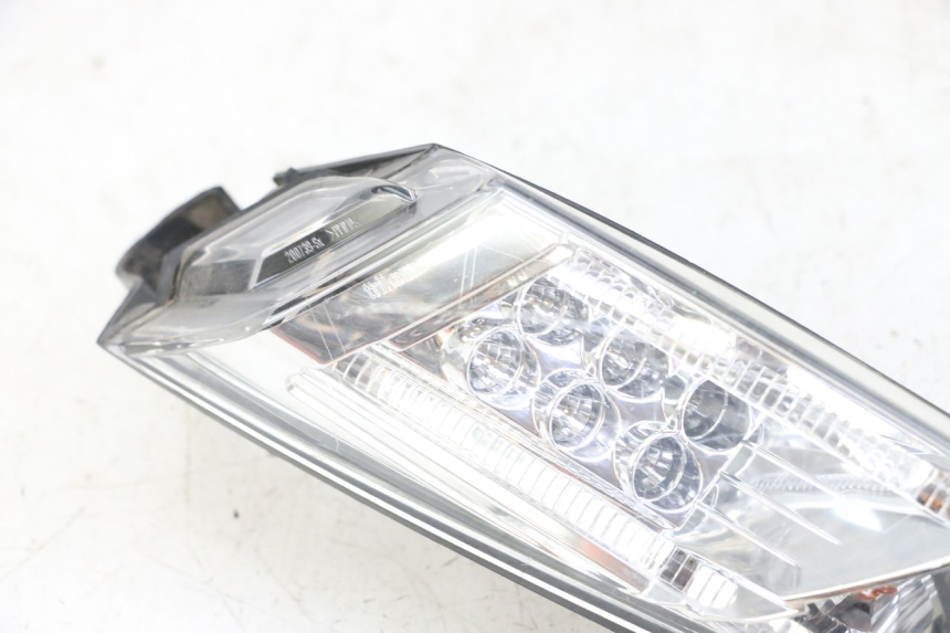 photo de RÜCKLICHT LINKS PEUGEOT SATELIS 125 (2013 - 2018)