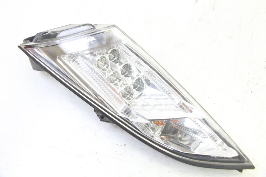 photo de RÜCKLICHT LINKS PEUGEOT SATELIS 125 (2013 - 2018)