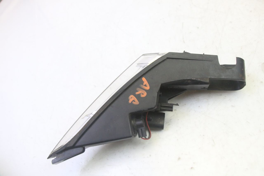 photo de RÜCKLICHT LINKS PEUGEOT SATELIS 125 (2013 - 2018)