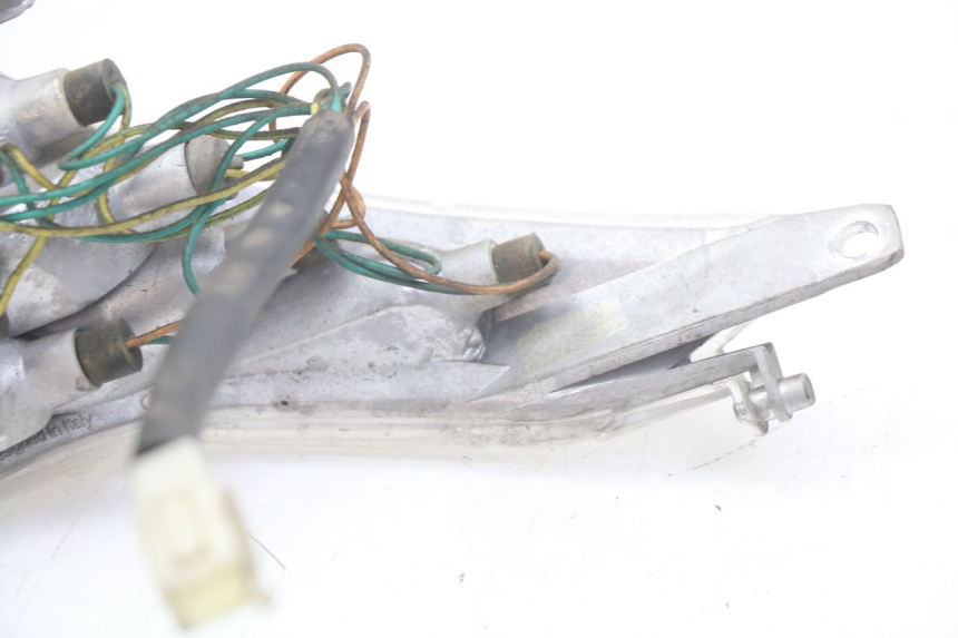 photo de RÜCKLICHT LINKS PEUGEOT VIVACITY 125 (2010 - 2017)