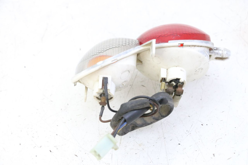 photo de RÜCKLICHT LINKS YAMAHA YP MAJESTY 125 (2002 - 2006)
