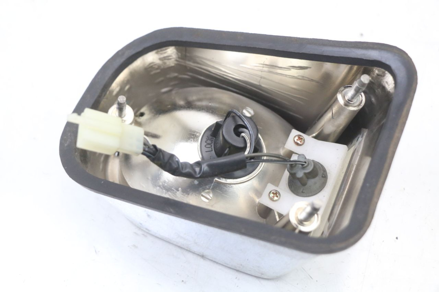 photo de RÜCKLICHT HYOSUNG GV AQUILA 125 (2000 - 2004)