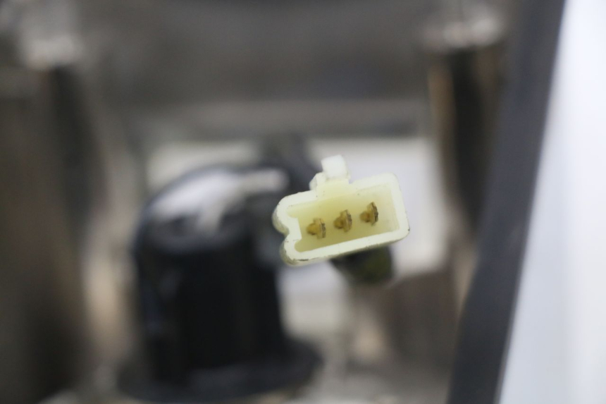 photo de RÜCKLICHT HYOSUNG GV AQUILA 125 (2000 - 2004)