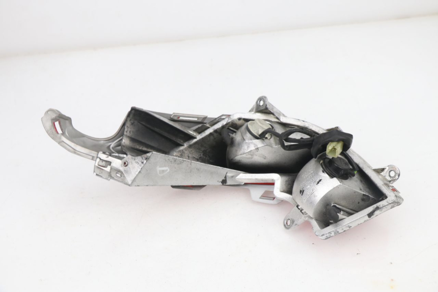 photo de RÜCKLICHT HONDA FES S-WING SWING ABS 125 (2007 - 2015)