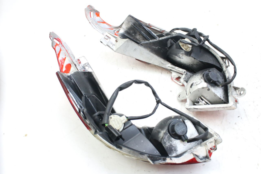 photo de RÜCKLICHT HONDA FES S-WING SWING ABS 125 (2007 - 2015)