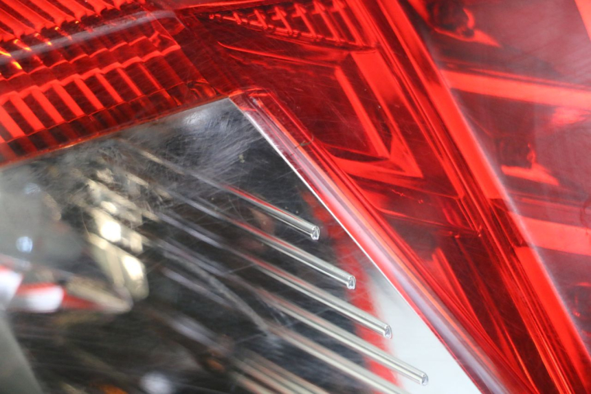 photo de RÜCKLICHT SYM JOYMAX 125 (2010 - 2017)
