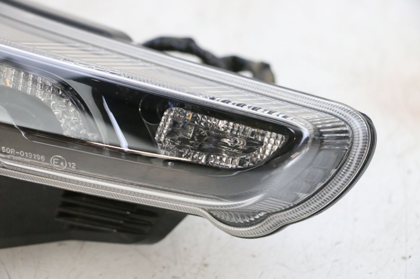 photo de RÜCKLICHT YAMAHA NEO'S CORE 1 (2022 - 2026) - Geprüftes Gebrauchtteil