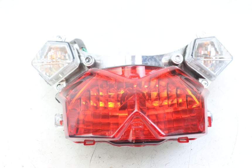 photo de RÜCKLICHT SYM ORBIT III 3 4T 50 (2018 - 2021)