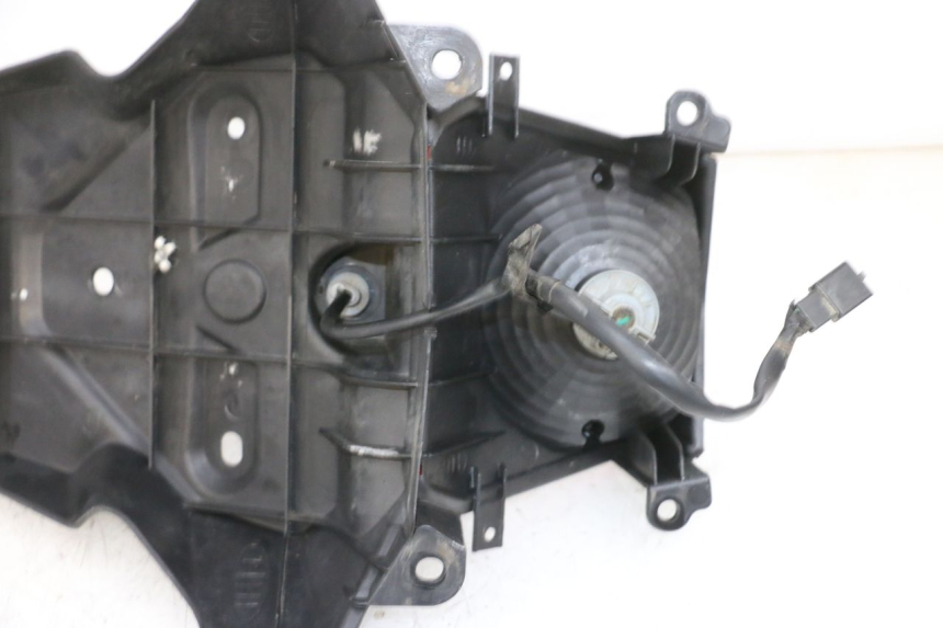 photo de RÜCKLICHT DAELIM S1 125 (2007 - 2016) - Fokus auf die Struktur