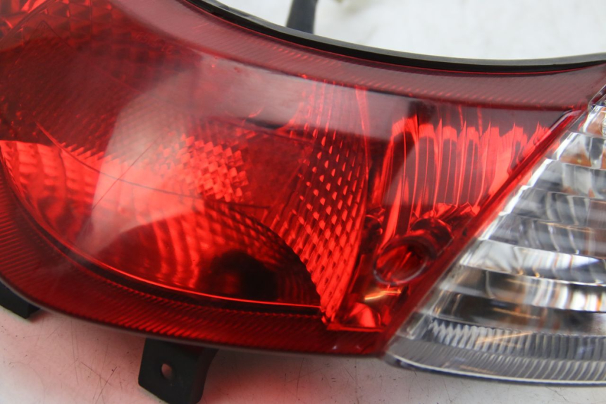 photo de RÜCKLICHT SUZUKI SIXTEEN 125 (2008 - 2010)