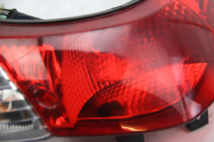photo de RÜCKLICHT SUZUKI SIXTEEN 125 (2008 - 2010)