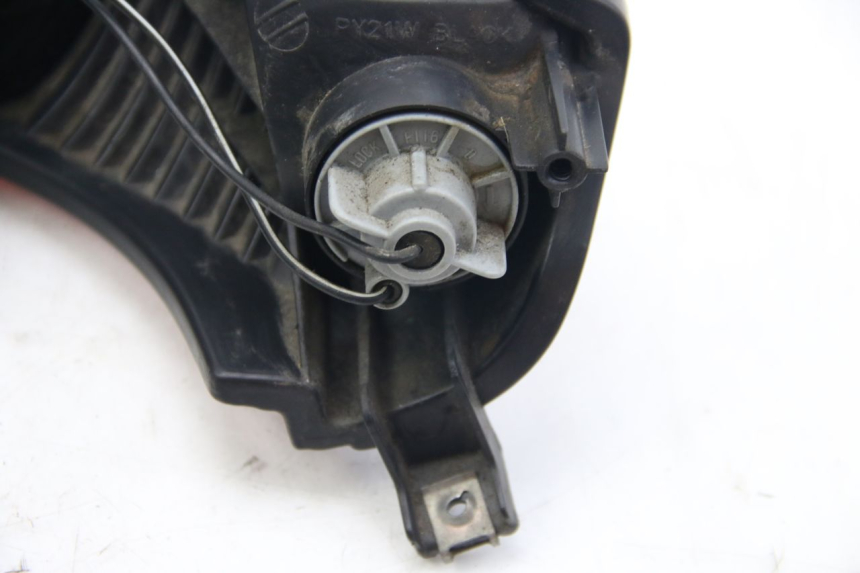 photo de RÜCKLICHT SUZUKI SIXTEEN 125 (2008 - 2010)